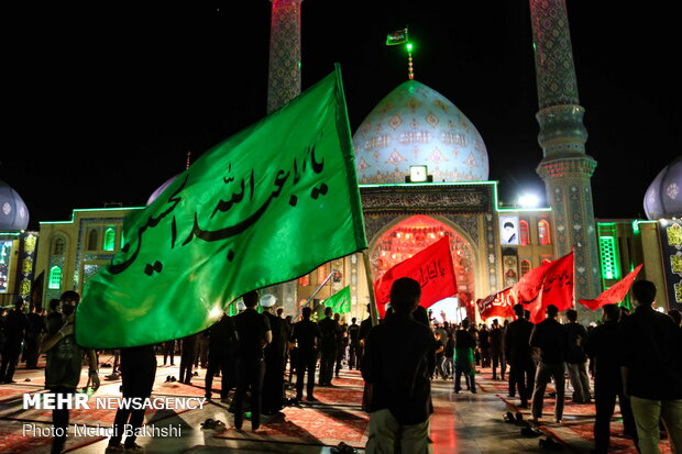 مراسم العزاء في حرم مسجد "جمكران" بمراعاة البروتوكولات الصحية ومشروع التباعد الاجتماعي