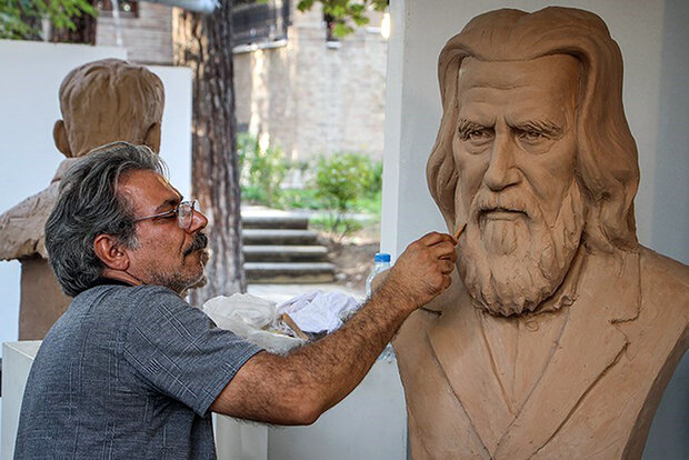 طراحی یادمان شهدا بازتاب عقاید دوران جنگ است/ توجه به تولید محتوا