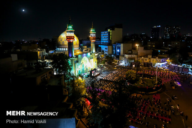 عزاداری شب پنجم محرم در میدان فلسطین