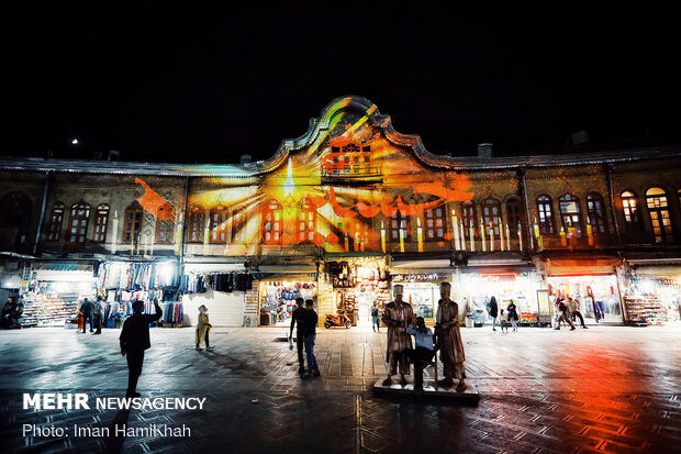 Displaying Ashura narrations using "Video Mapping" in Hamedan