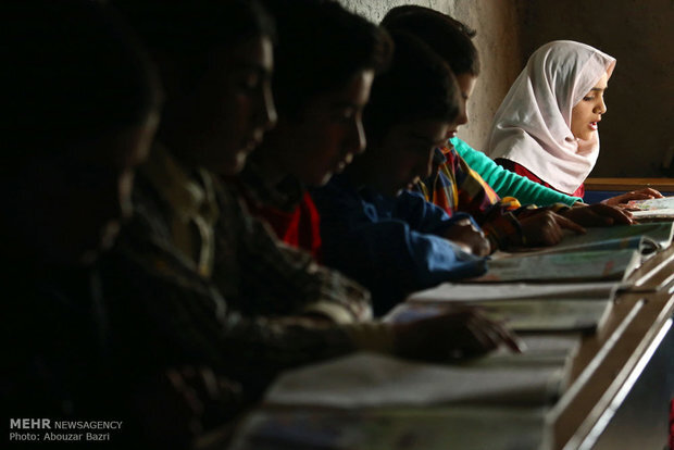کمبود ۱۴۰ معلم در مدارس عشایری فارس