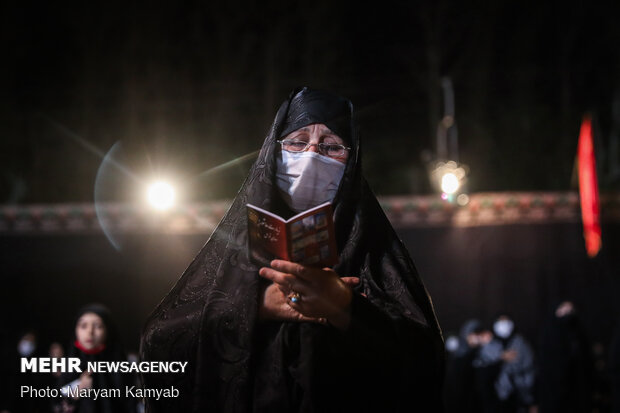 مراسم عزاء الإمام الحسين عليه السلام في ليلة السابع من محرم