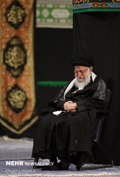 Ayetullah Hamenei'nin huzurunda matem merasimi düzenlendi
