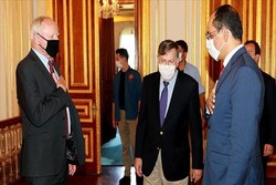 کالین با نماینده ویژه آمریکا در امور سوریه دیدار کرد