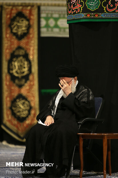 Ayetullah Hamenei'nin huzurunda Muharrem merasimi 