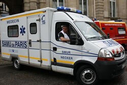 Blast in Paris leaves 30 injured