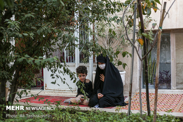 هر کوچه شهید یک حسینیه