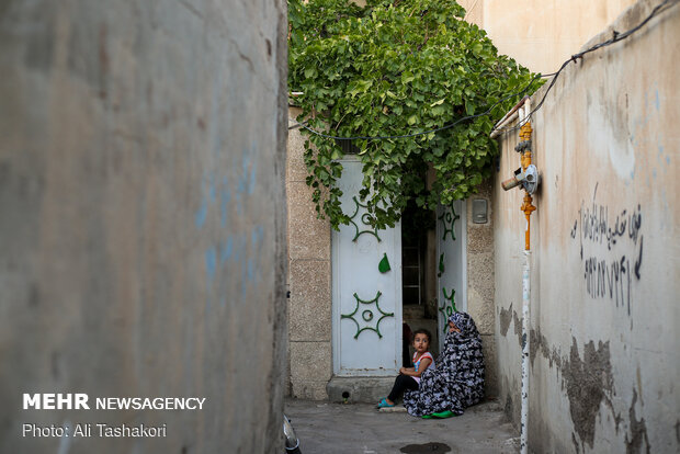 هر کوچه شهید یک حسینیه