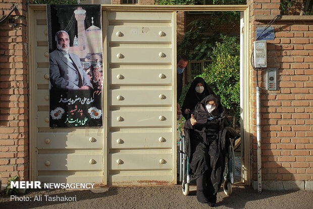 هر کوچه شهید یک حسینیه