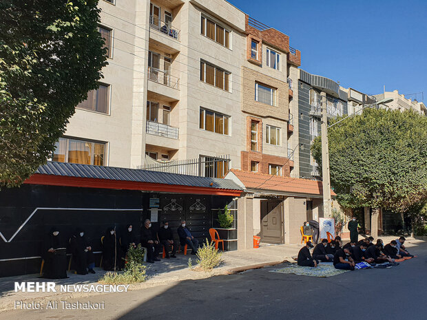 هر کوچه شهید یک حسینیه