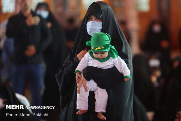 Muharram mourning ceremony at Fatima Masumeh's holy shrine
