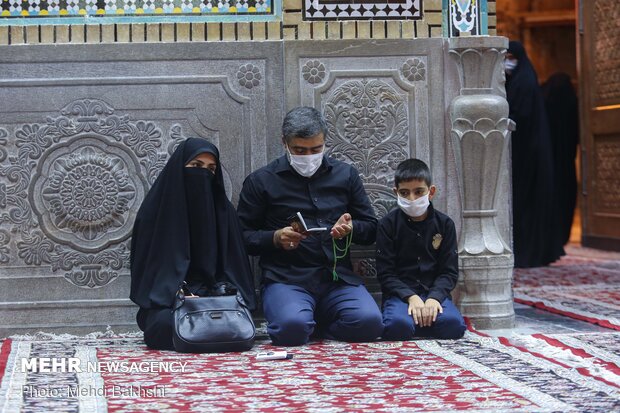 Muharram mourning ceremony at Fatima Masumeh's holy shrine
