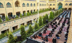 Tahran'daki matem merasiminden kareler