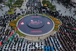 İran'ın Reşt kentinde Kerbela matemi töreni