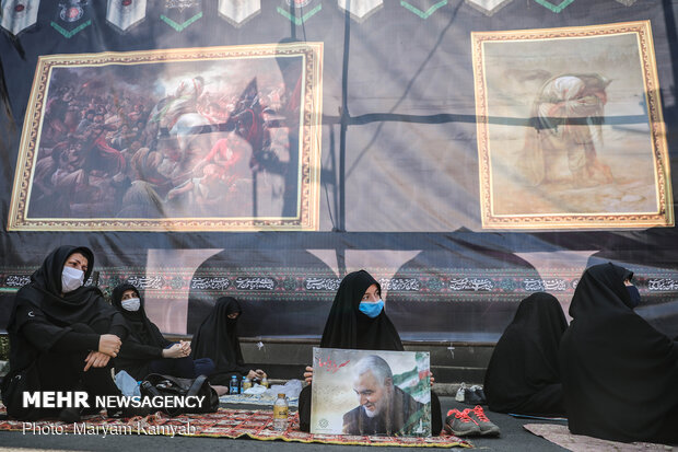 عزاداری عاشورای حسینی در میدان فلسطین