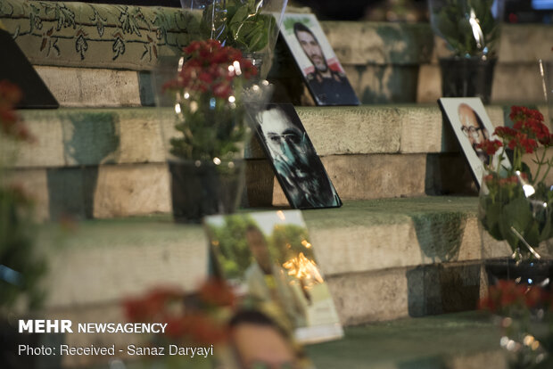 عزاداری اهالی رسانه و فرهنگ در شب عاشورا