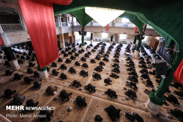 نماز ظهر عاشورا در زنجان