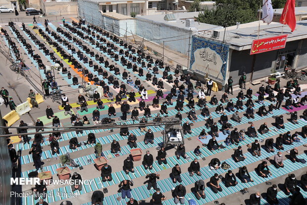 نماز ظهر عاشورا در زنجان