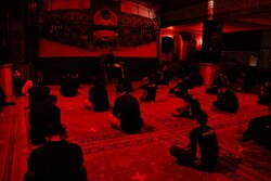 Gilan'da İmam Hüseyin (a.s) için Şam-ı Gariban merasimi