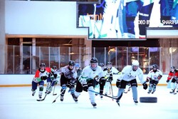 اولین تست انتخابی تیم ملی اسکیت هاکی روی یخ بانوان برگزار شد