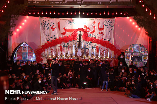 Mourning ceremony of “the Companions of Sorrow” in Isfahan 