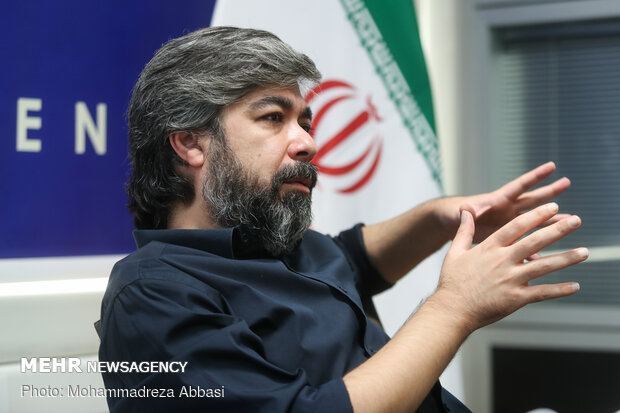 گفتگو با حامد عنقا