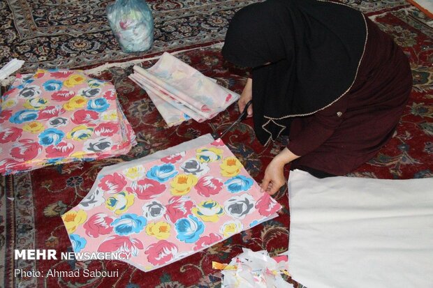 حسینیه شهدای مدافع حرم سمنان، از غذای نذری تا صادرات