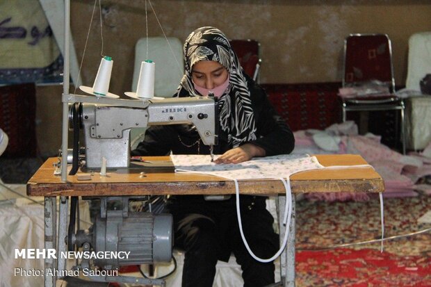 حسینیه شهدای مدافع حرم سمنان، از غذای نذری تا صادرات