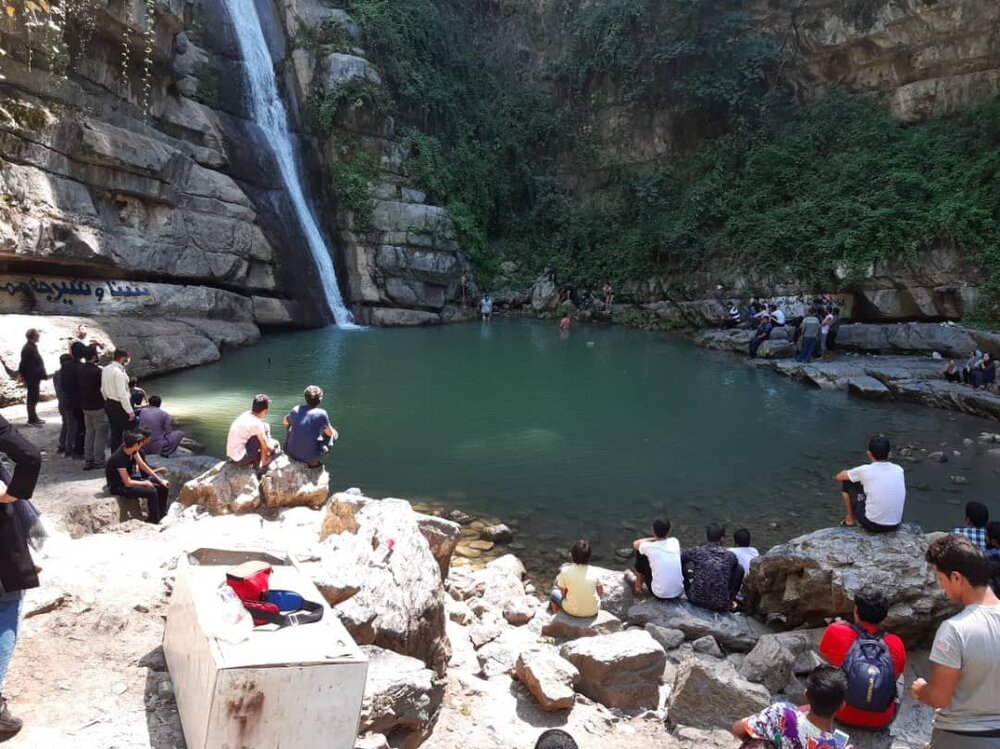 جوان ۱۶ ساله در آبشار «شیرآباد» خان ببین غرق شد - خبرگزاری مهر | اخبار  ایران و جهان | Mehr News Agency