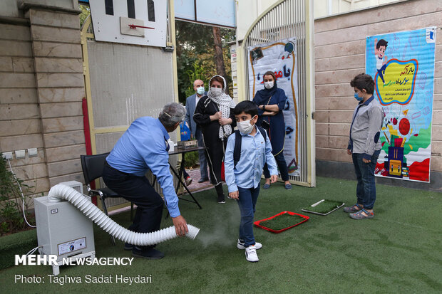 New school year officially kicks off across Iran
