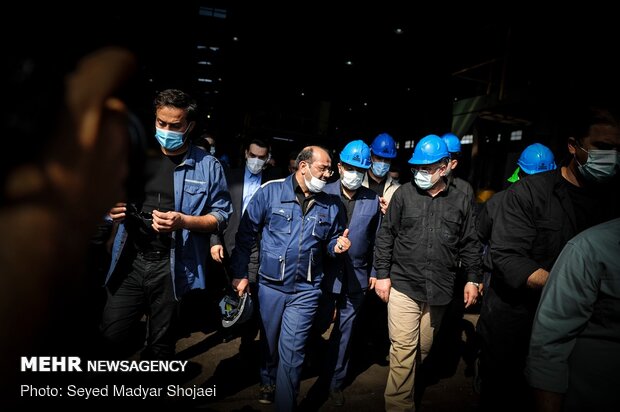 حضور محمد باقر قالیباف رئیس مجلس شورای اسلامی در شرکت لوله سازی اهواز