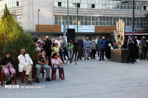 تعزیه خوانی در میدان راه آهن تهران
