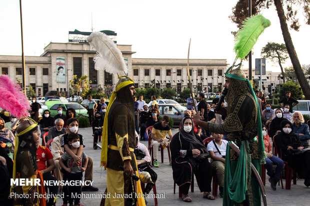 تعزیه خوانی در میدان راه آهن تهران