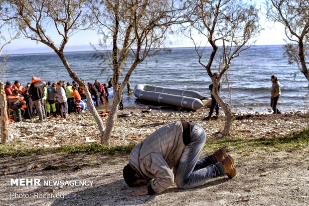 Yunanistan'daki Moria mülteci kampında koronavirüs alarmı!