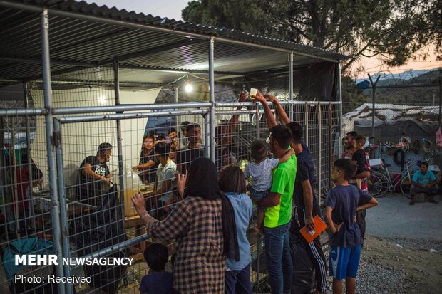 Yunanistan'daki Moria mülteci kampında koronavirüs alarmı!