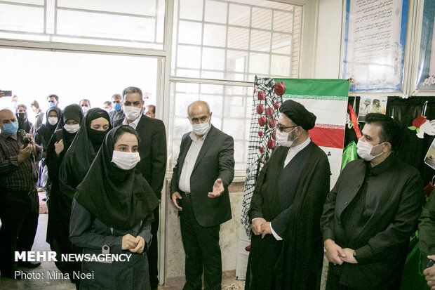 New School Year kicks off in Tabriz amid COVID-19