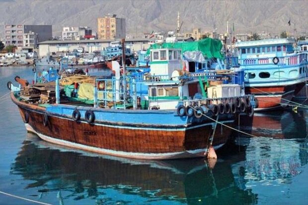 Non-oil exports to Oman via Sirik top 550 tons