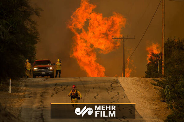 VIDEO: Massive fire in California forces people to evacuate