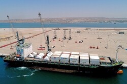 پهلوگیری همزمان ۴ کشتی حامل کالای اساسی در بندر چابهار/ ۳۶ هزار تن برنج وارد شد