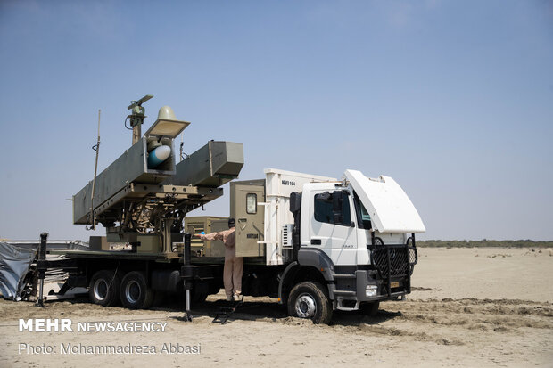 Firing of “Ghader” cruise missile in Zolfaghar-99 war game