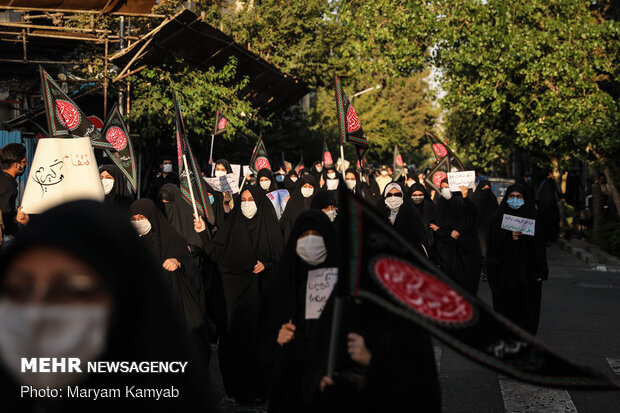 راهپیمایی مردمی در محکومیت اهانت نشریه شارلی ابدو به پیامبر اسلام
