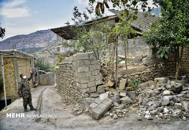 وضعیت زلزله زدگان رامیان گلستان