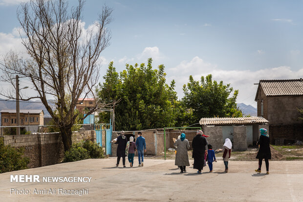 هدیه خیرین به دانش آموزان مناطق روستایی مازندران