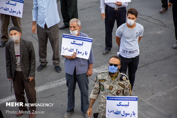 People in Urmia condemn French Charlie Hebdo’s insulting cart