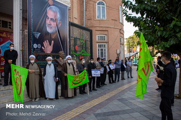 People in Urmia condemn French Charlie Hebdo’s insulting cart