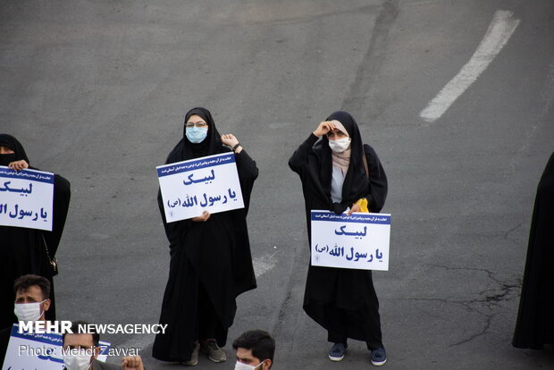 People in Urmia condemn French Charlie Hebdo’s insulting cart