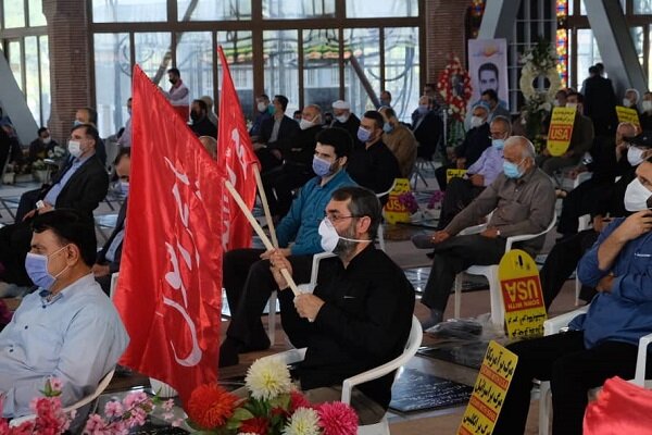 مردم رشت در پی توهین نشریه فرانسوی تجمع اعتراضی برگزار کردند