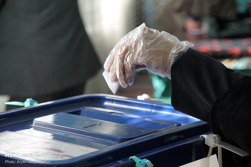 ایران کے دس پارلیمانی حلقوں میں دوسرے مرحلے میں انتخابات منعقد