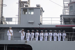 Iran’s Navy safeguards country’s economy: Sayyari