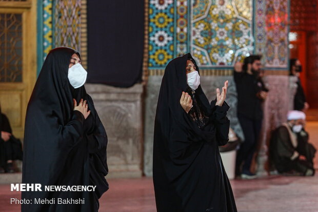 People in Qom hold mourning ceremony of fourth Shia Imam
